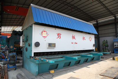 6米折彎機-沈陽財豐金屬鉚焊加工廠