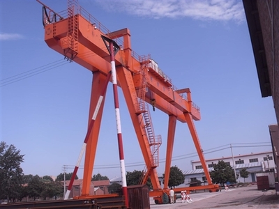 河南重工集團起重機裝備